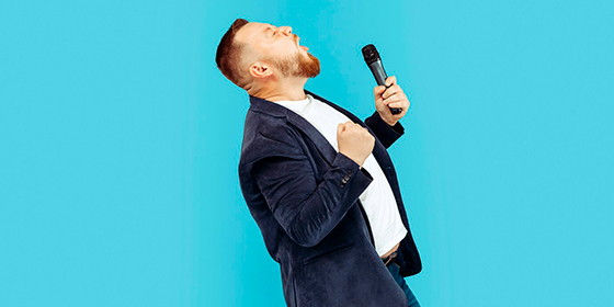 kak nauchitsya uverenno govorit na publike sovety po uverennomu vystupleniyu